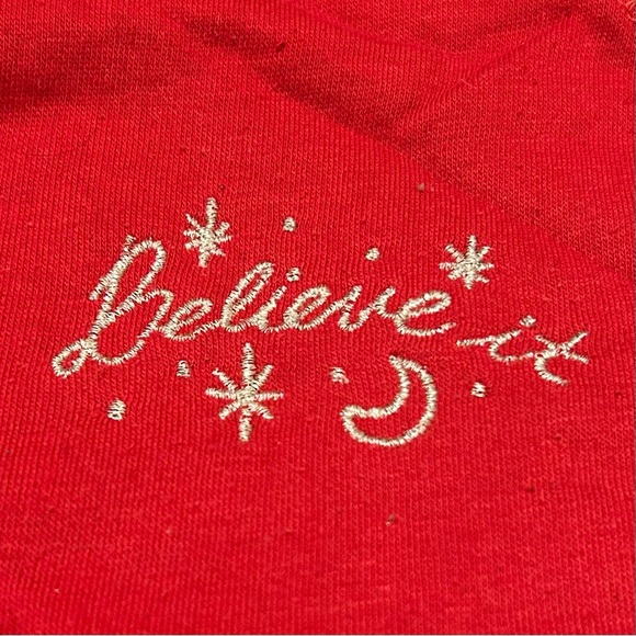 Red embroidered sweatshirt - Picture 2 of 4